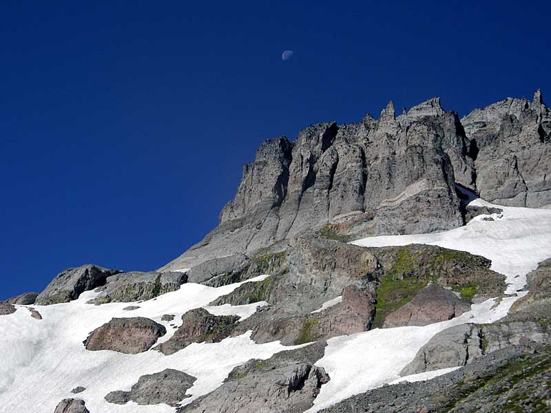 Ridge between the Inter and the Winthrop glaciers