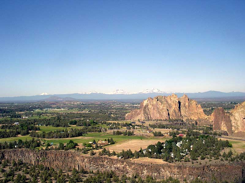 Bachelor Butte, Broken Top and the Three Sisters, behind Smith Rock