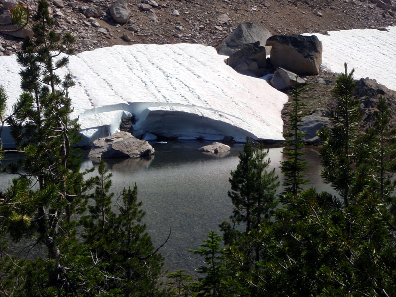 Swimming pond