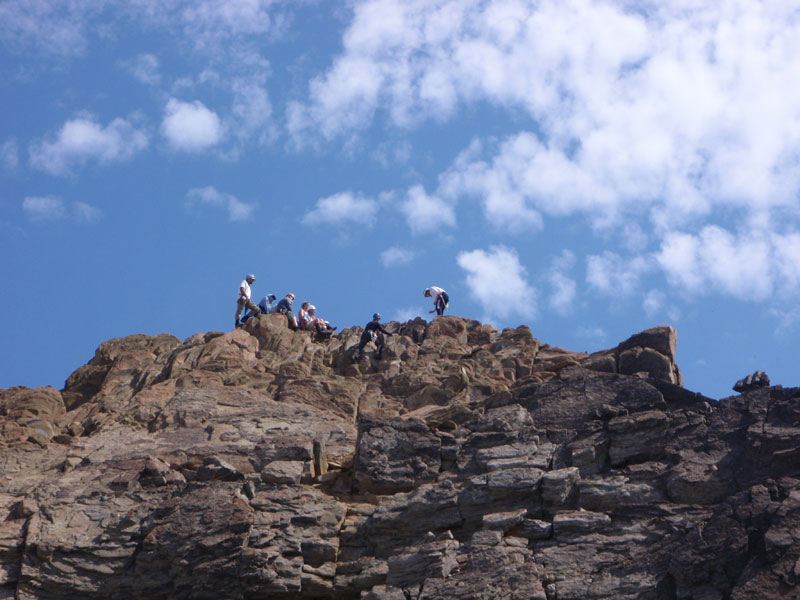 Chemeketans and marathon attempters on top of North