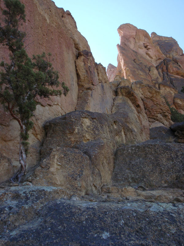 West side of Asterisk Pass