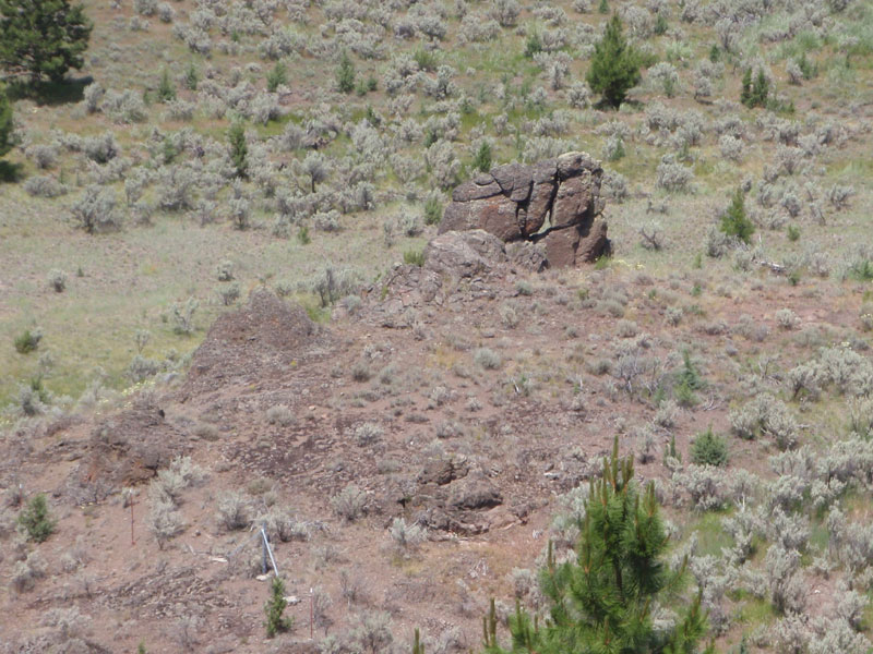 Interesting rock near Keys Creek Summit