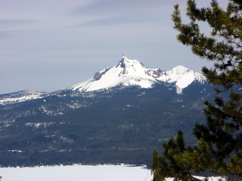 Thielsen from the SE ridge of Bailey