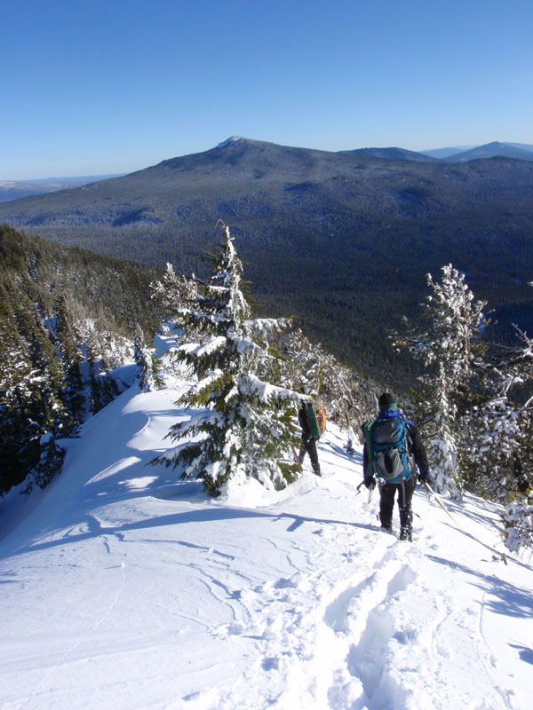 Heading back down the east ridge&#8212; Maiden Peak