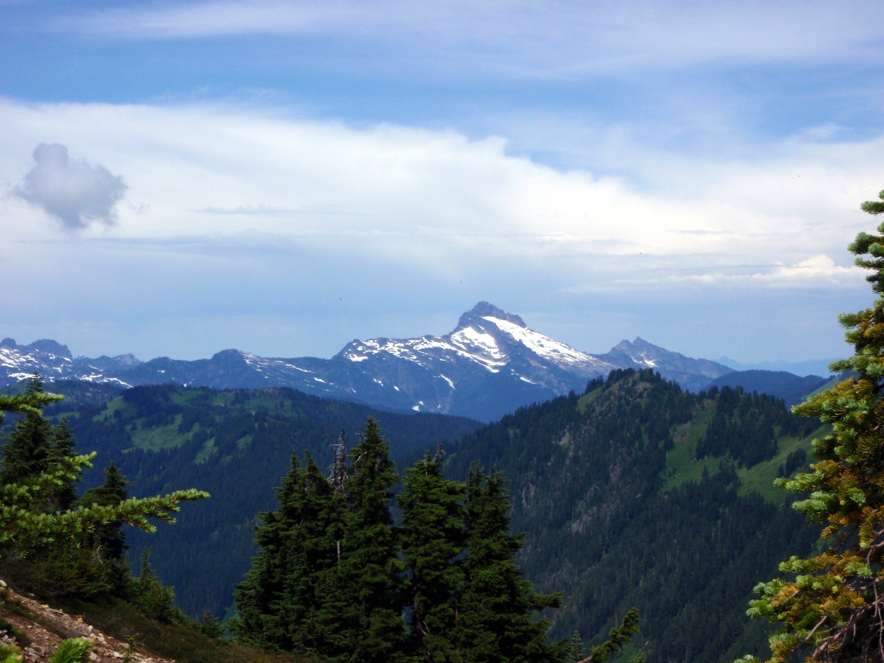 First view of Sloan Peak