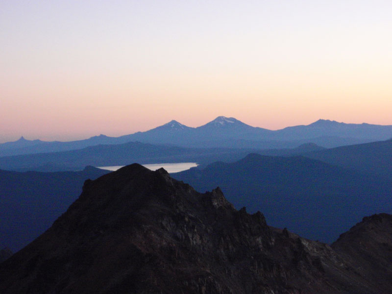 North lineup: Mt. Washington, The Husband, Middle and South Sisters, Broken Top