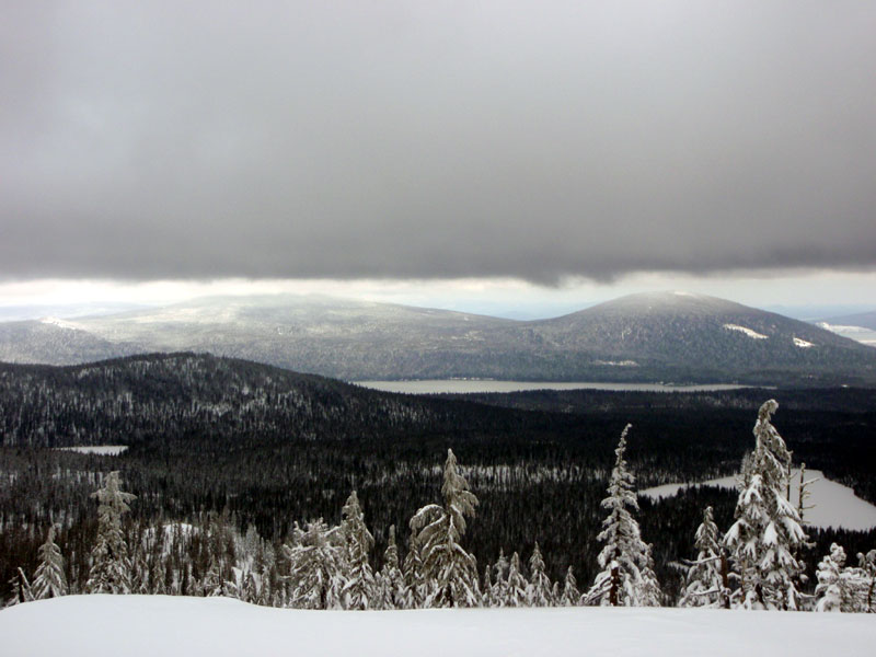 Odell Lake, Fawn Lake in front, Stag Lake to the left