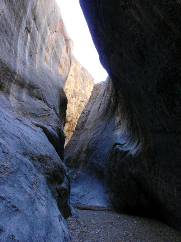 Slot canyon