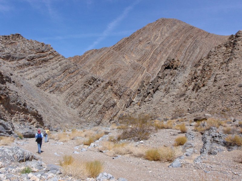 Hiking down towards the Corridor