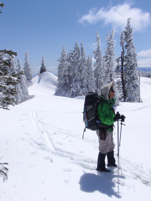 Just beyond Lunch Rock&#8212;note the fin of snow